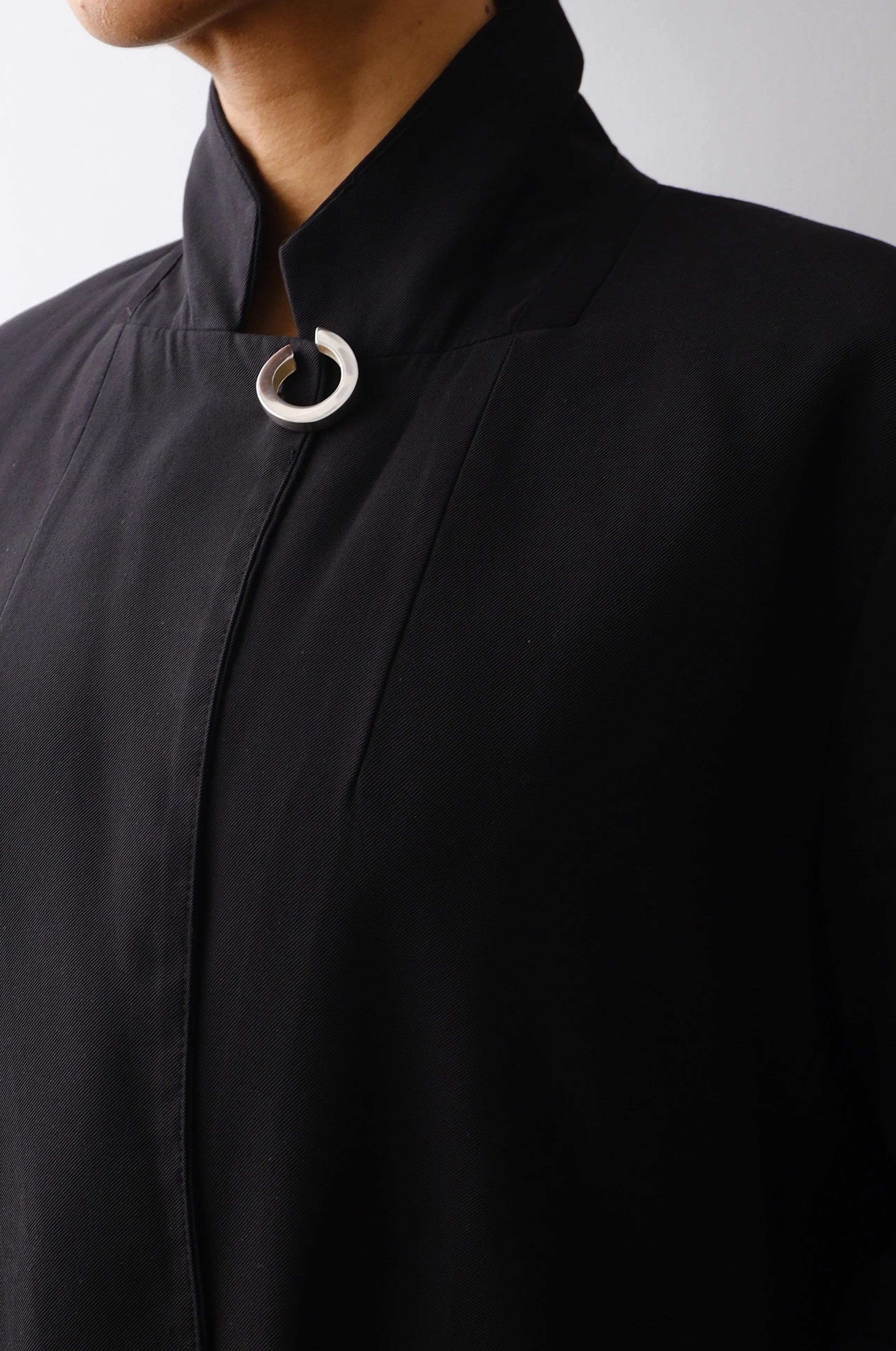 Assimetria Brooch - Image 5