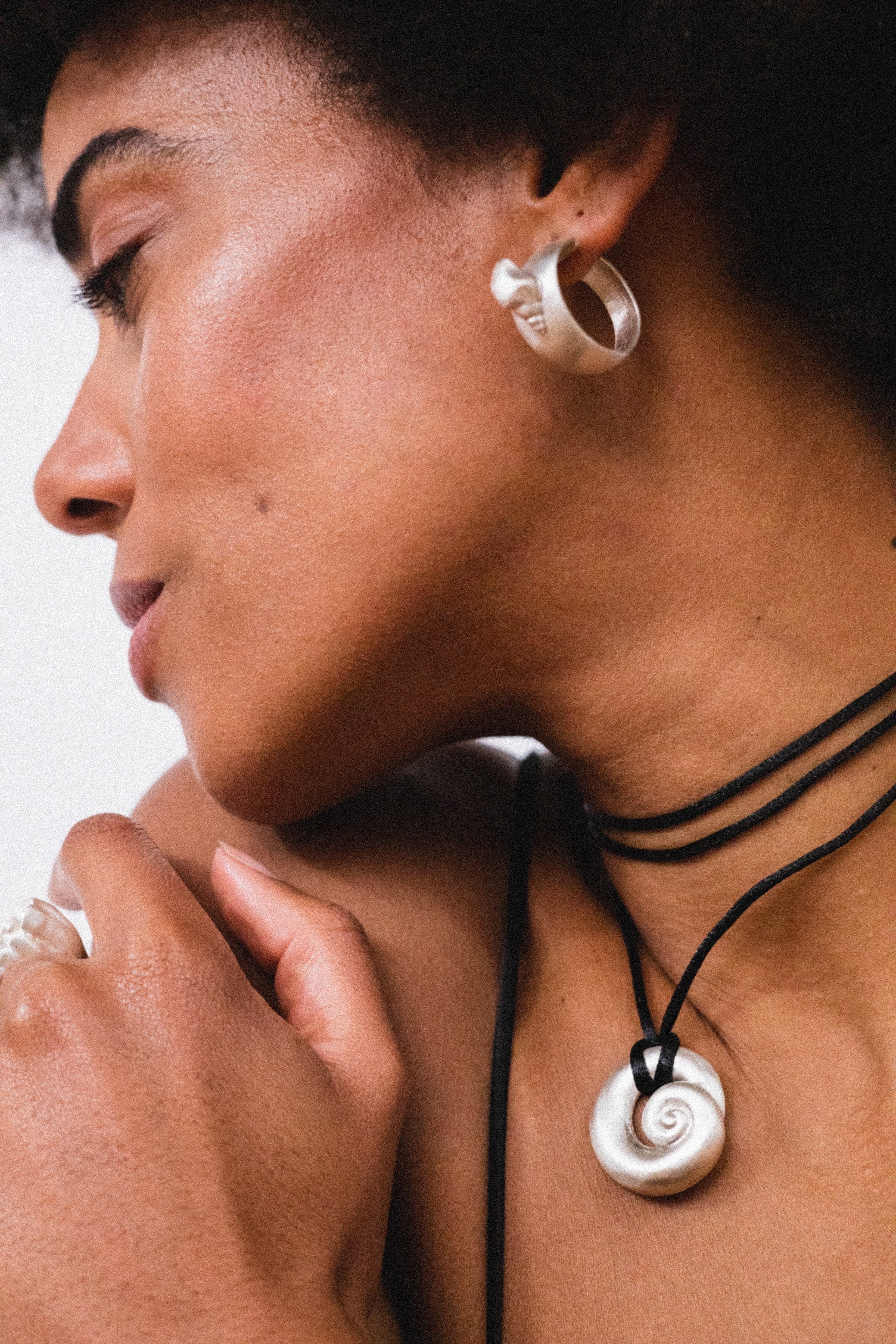 Mollusca Necklace - Image 2